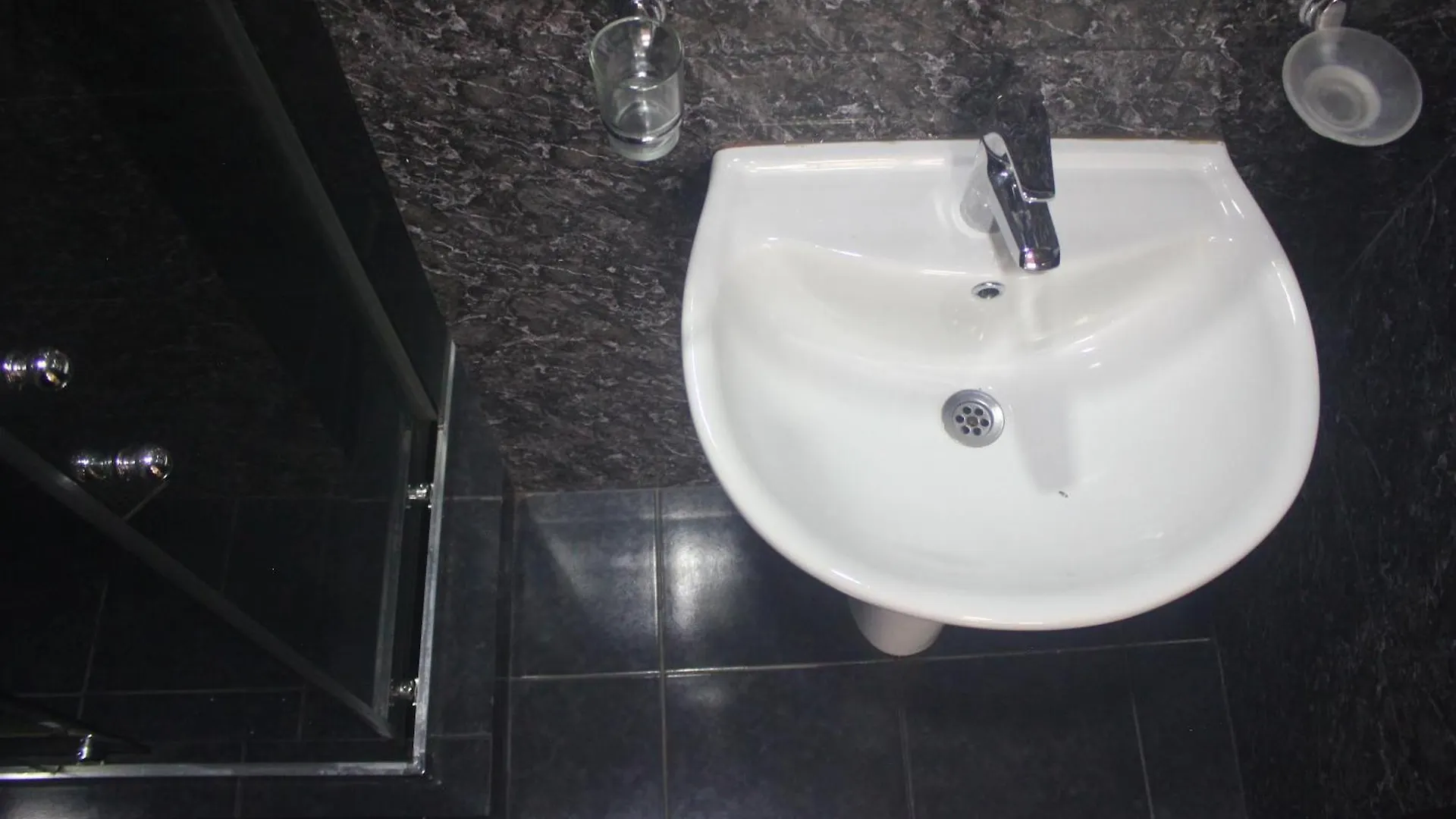 Apartment Room Batumi 0*,